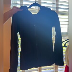 Lululemon jacket warm and cute!